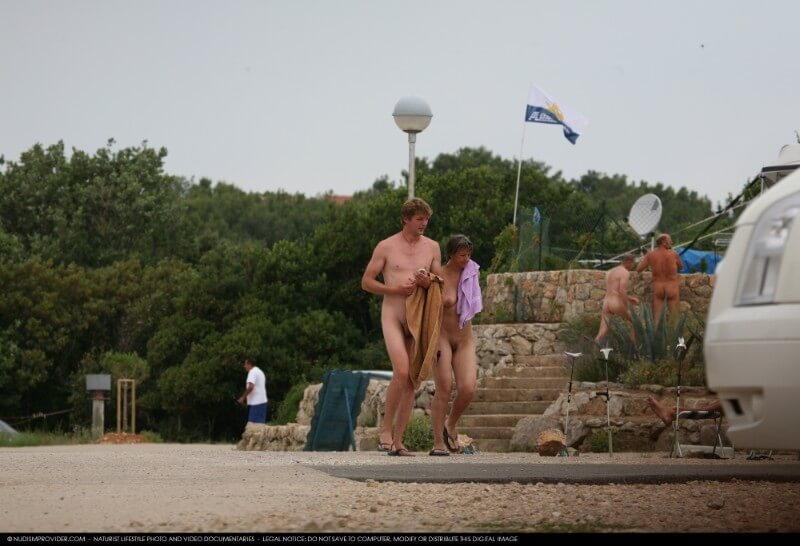 Nudism Family Indian Summer Painting photo gallery - Naturism as a lifestyle and a way to connect with nature