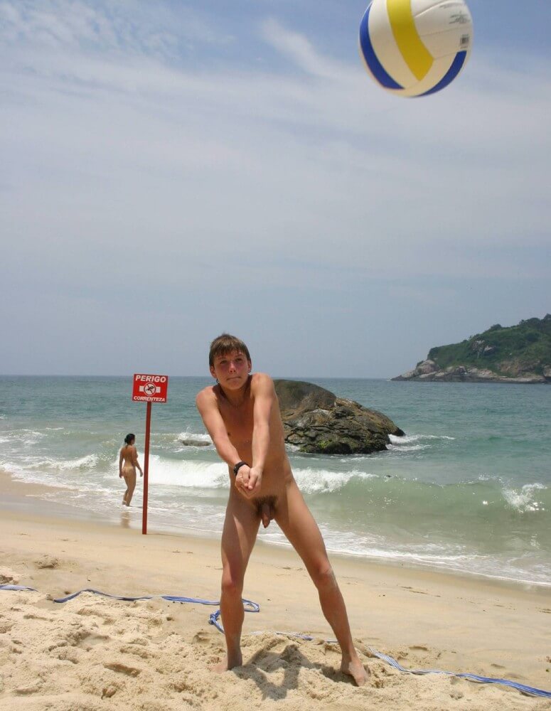 Brazilian val-ball goddess - She appeared completely naked