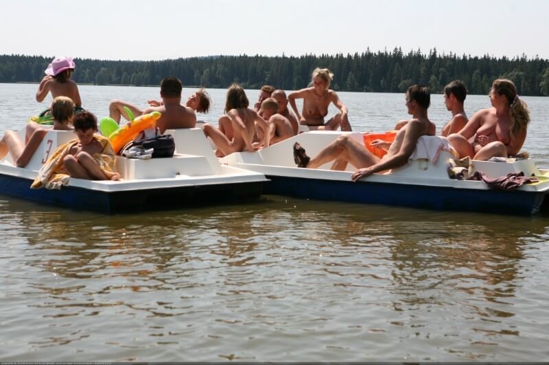 Naturis by LAKE FOREST FRIENDS - The True Golden Age of Naturism