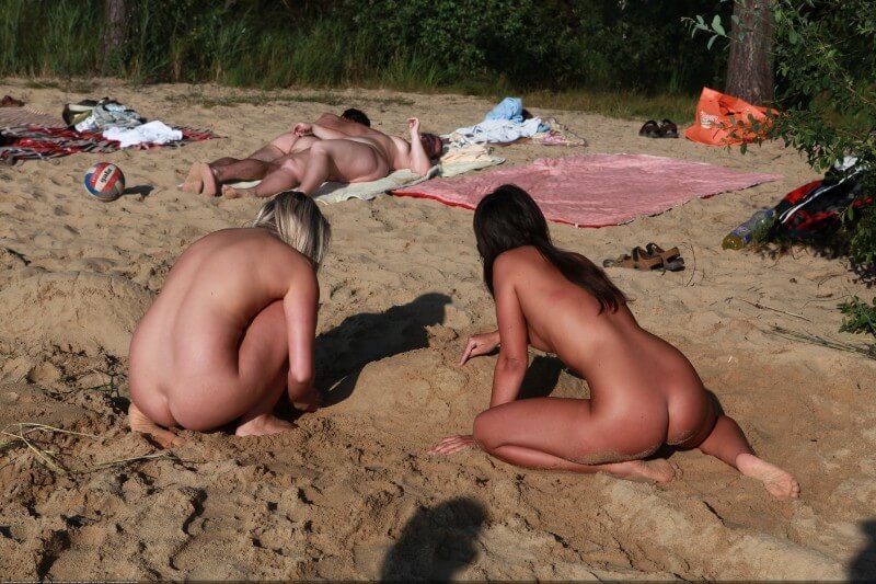 Creekside activity Big Photo gallery - What exactly is nudism?