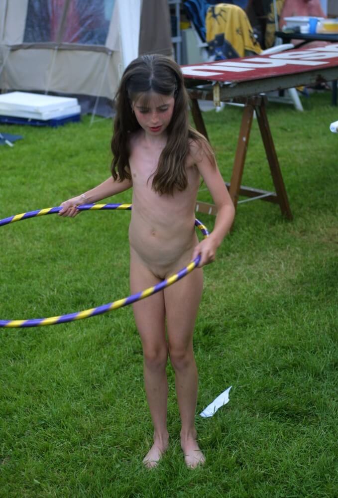 Holland Grass Hula Hoops pics - Nudism and naturism are a path to self-acceptance