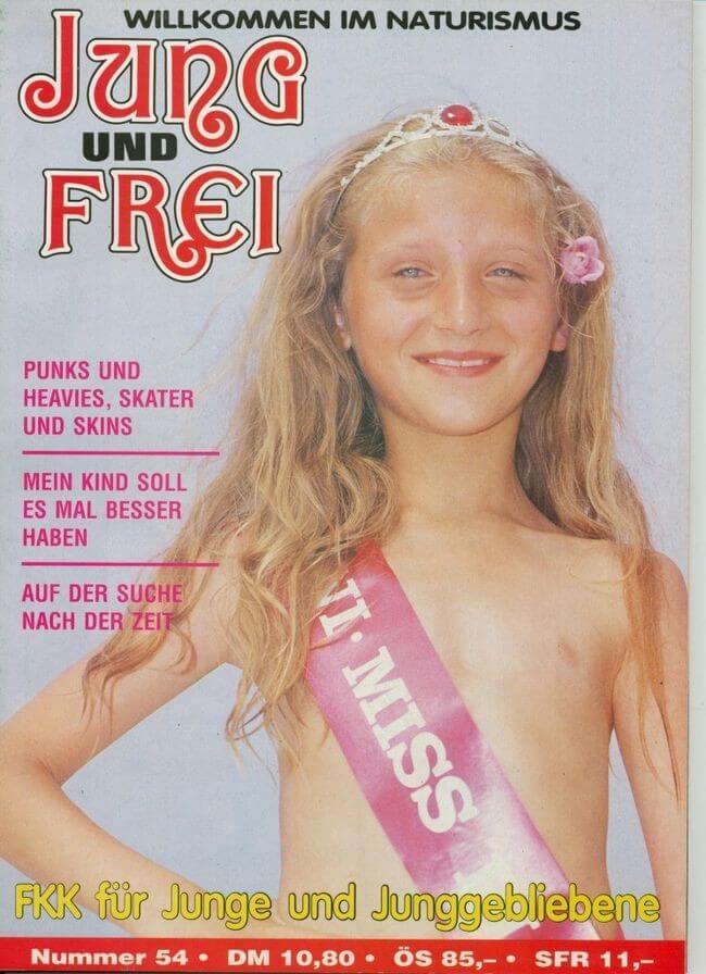 Jung und Frei Nr 54 - The naked body is an expression of beauty