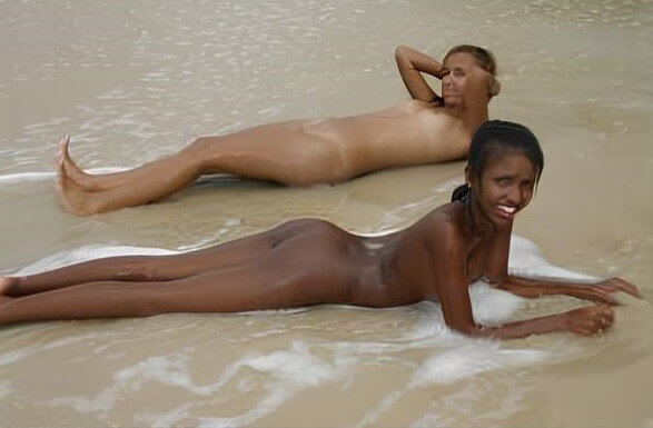 Brazilian Nudists # 1 pics - A person without clothes is closer to nature