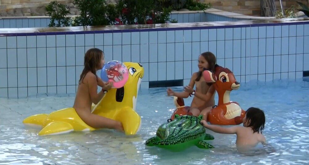 Aqua Extravaganza 1 Full HD - Mutual respect and trust are important components of the nudist and naturist community