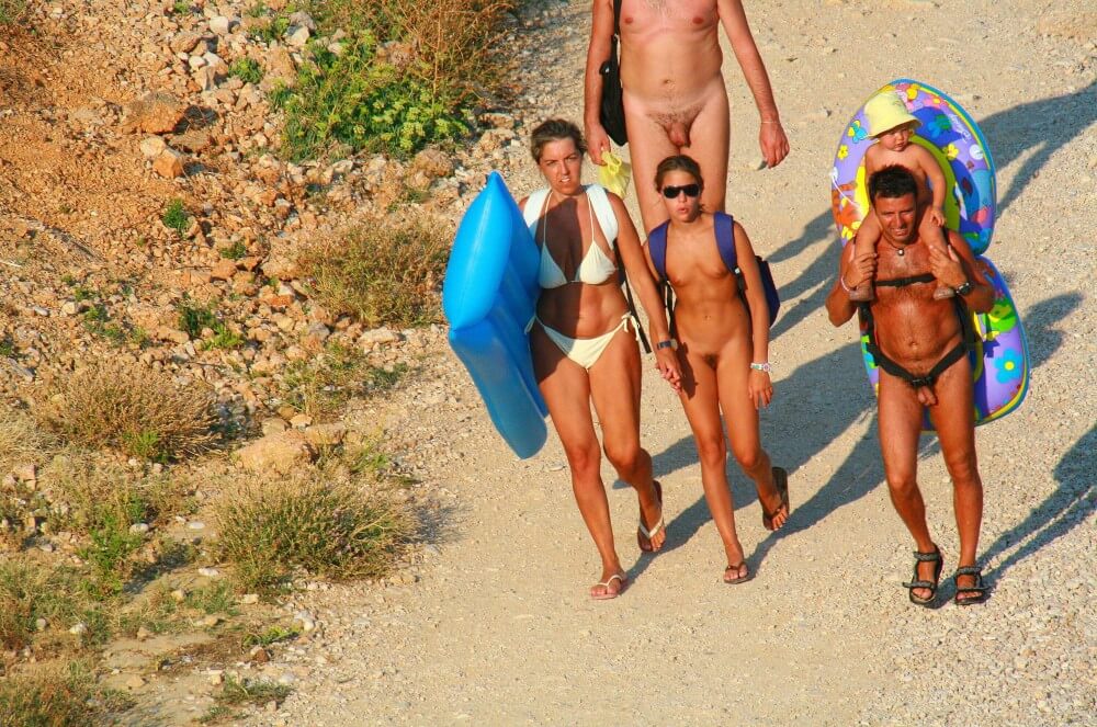 Ula FKK Beach Entry Hills pics - Freedom from clothing is an integral part of naturism