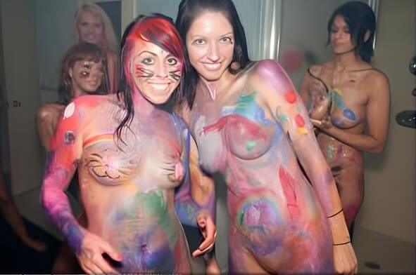 Documented Lifestyle Photo Set 4 - In naturism, sincerity and honesty are valued
