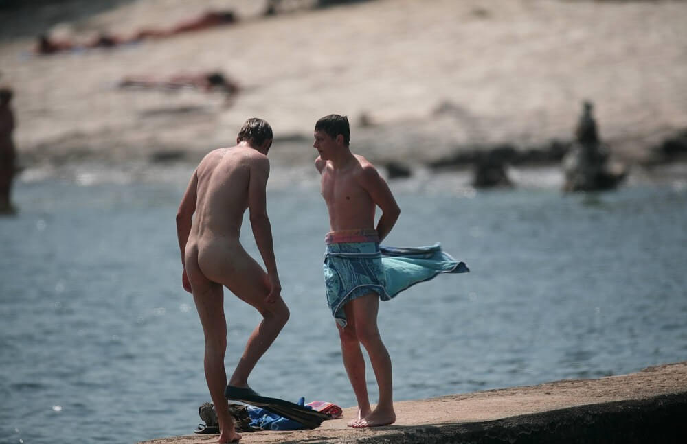 Nudists Boys - Water Prep On The Ledge - Wearing less clothing is fashionable