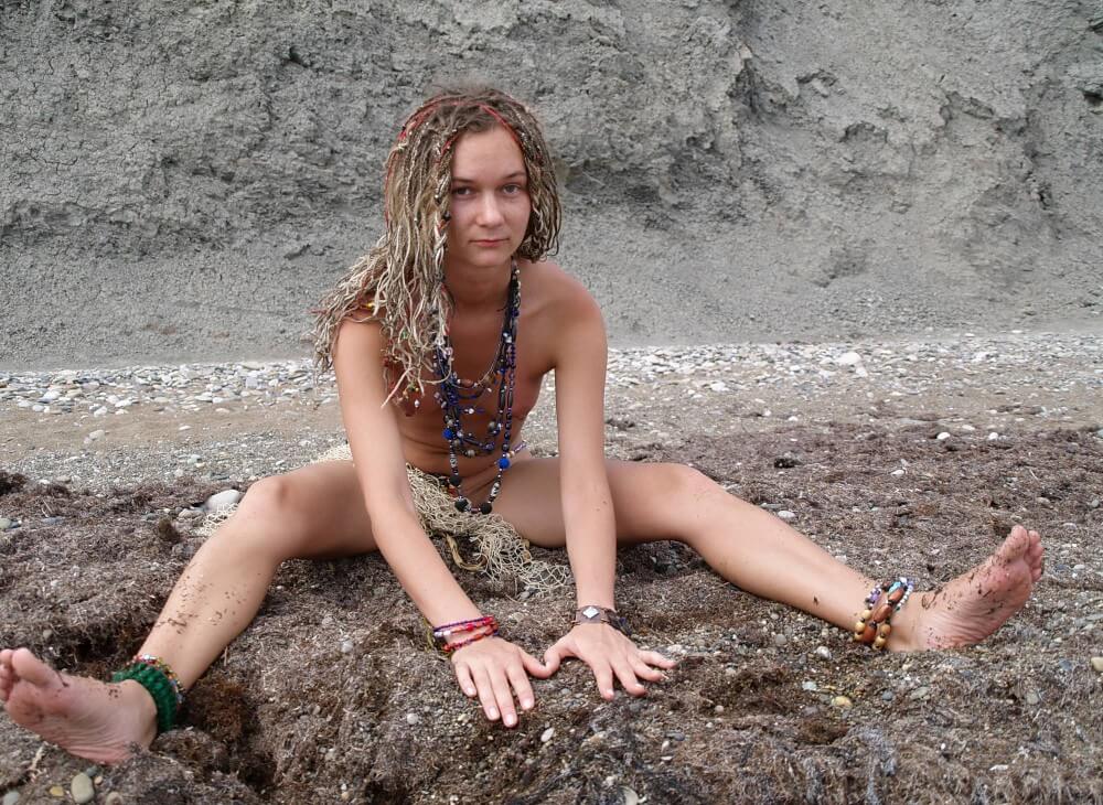 Naturists Rocky Stream Pixie Girls photos - Stereotypical perceptions of nudists