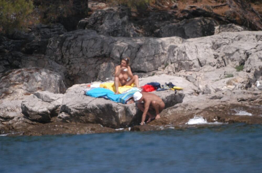 Croatian Rock-Front Coast pics - Since ancient times, nudity has had a sacred character