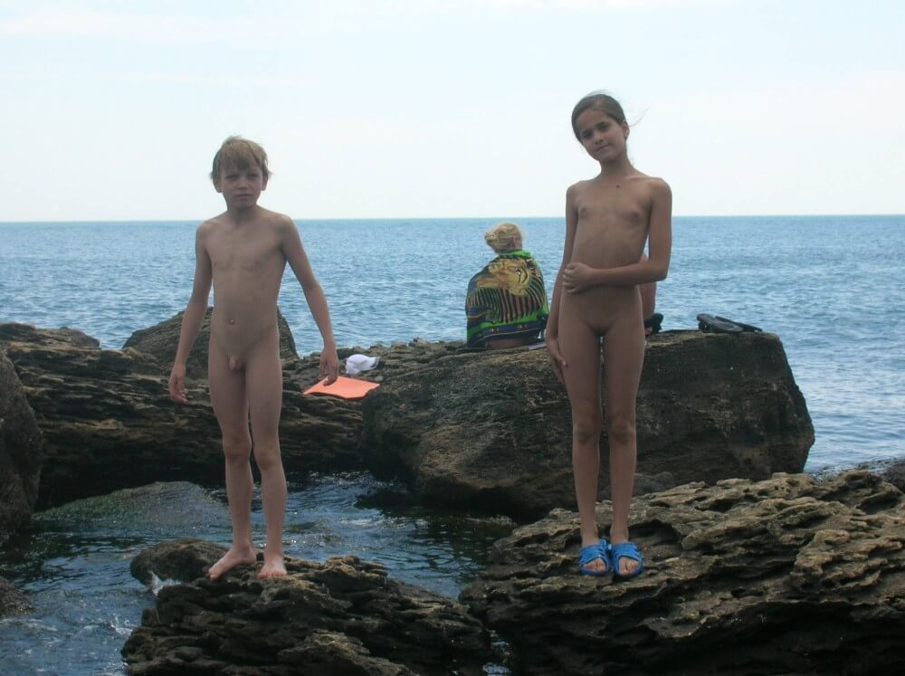 Beach Rocking Profile pics - Respect for differences is valued in the nudist movement