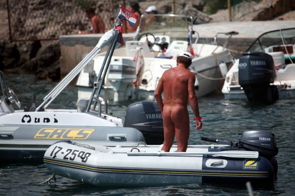 Boating and Floater Waters pics - Nudity promotes inner harmony and peace of mind