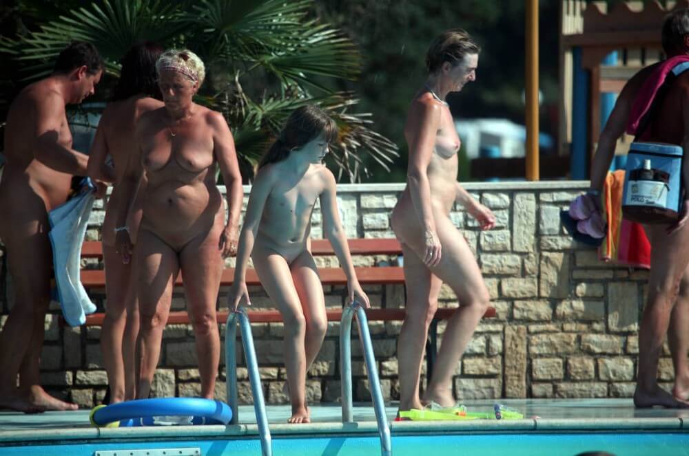 Naturist Pool Cleaning-Up pics - Peace and tranquility as goals of the naturist life