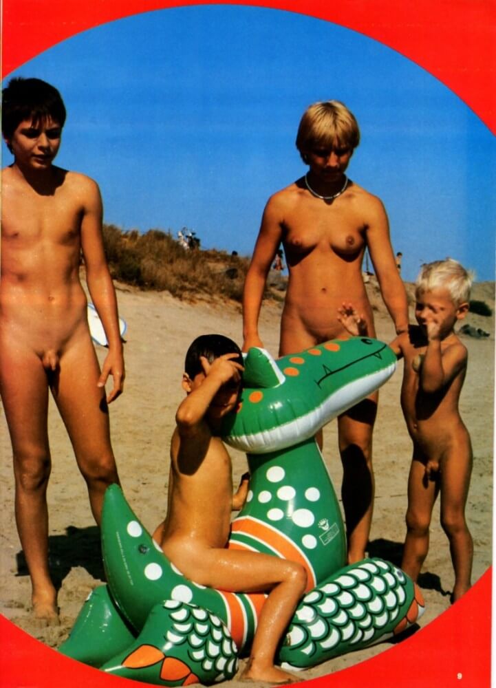 Jung und Frei Nr 15 - In naturism, people are equal regardless of circumstances