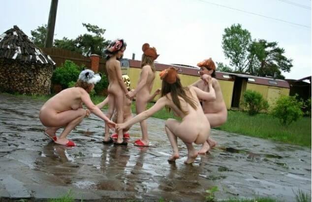 Naturism photo gallery # 23 - Ethical Principles of the Nudist Community