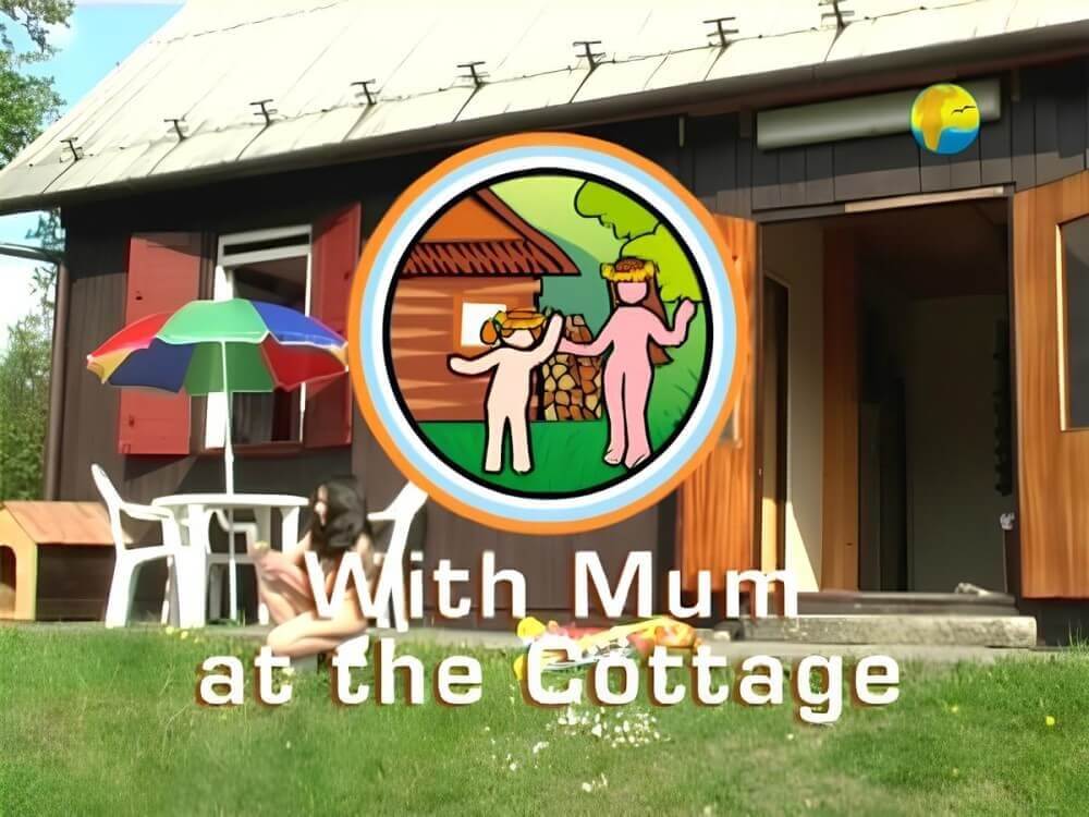 Naturist Freedom: With Mum at the Cottage - The culture of the free body