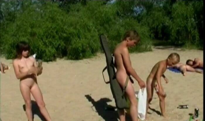 Enature video - Naked Shoot Out - Naturism promotes openness toward the body