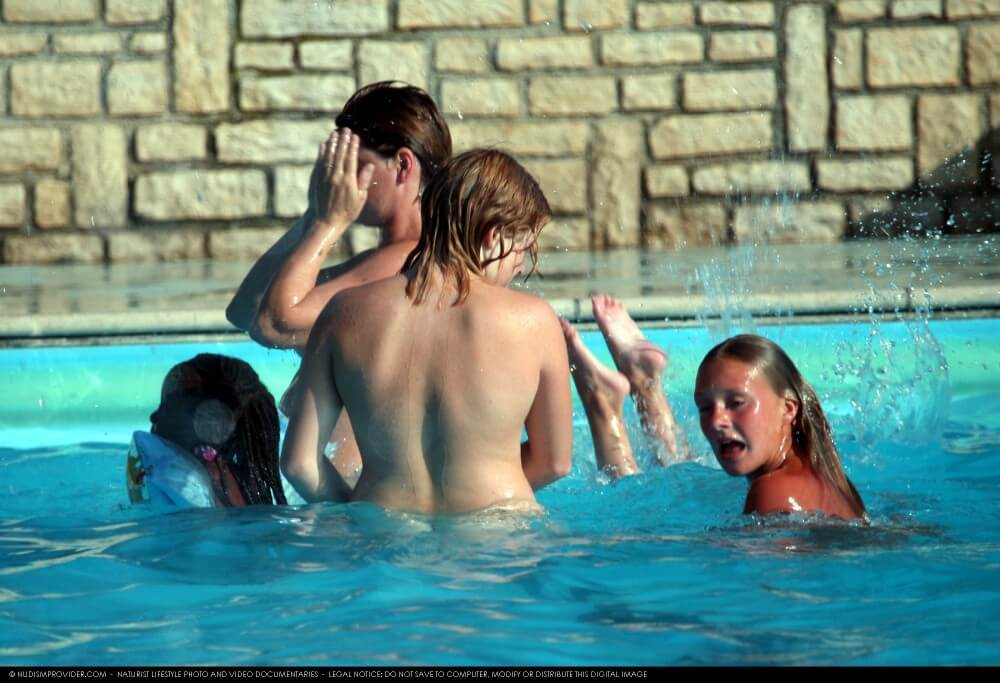 FKK water locations set 22 - The practice of naturism fosters inner harmony