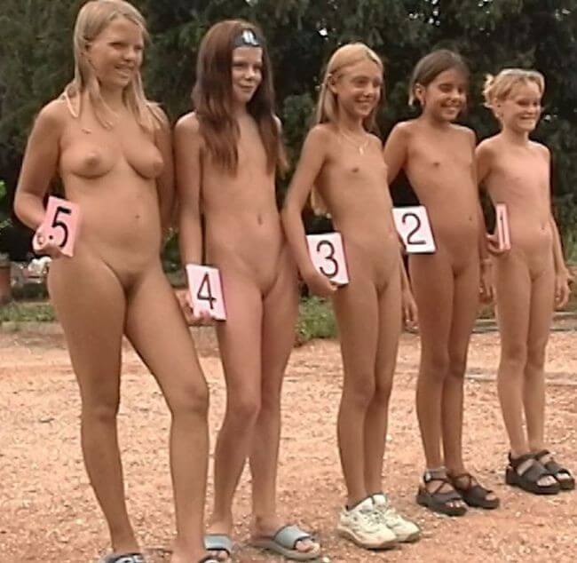 The White Castle Pageant Full HD video - Nudism is rooted in human nature